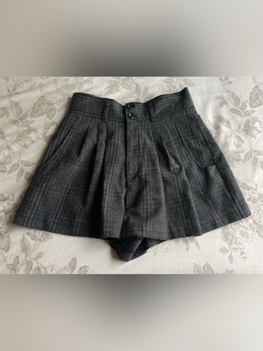 Y2K Grey Plaid High Rise‎ Pleated Relaxed Shorts Small Academia Old Money Preppy